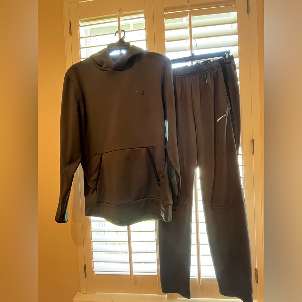 Nike joggers